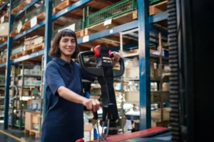 manutentionnaire logistique