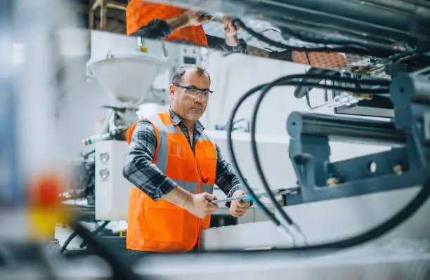 Opérateur CNC depuis la Roumanie